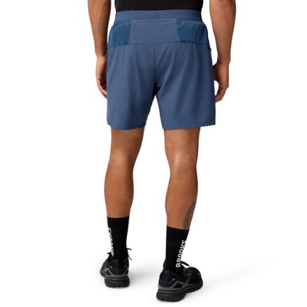 Brooks Journey 7" 2-in-1 Shorts - Men's 1