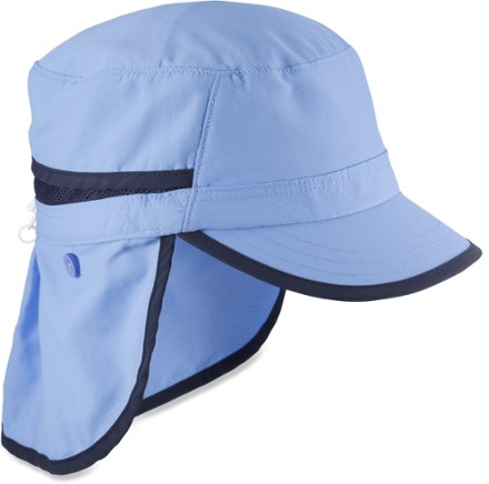 rei sahara hat