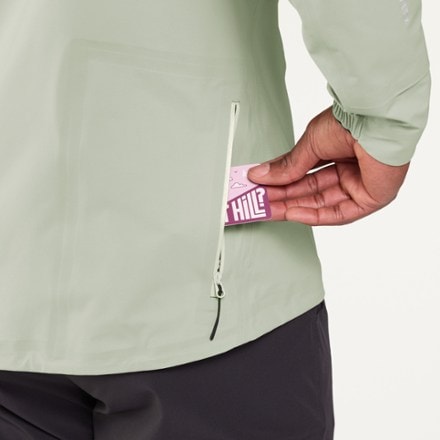 Arc'teryx Norvan Jacket - Men's 7