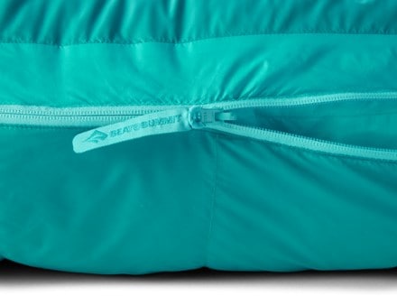 Sea to Summit Altitude AtII 15 Sleeping Bag - Women's Zipper detail (Ocean/Arctic)