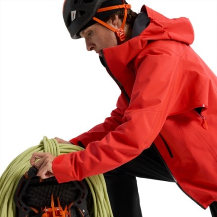 Arc'teryx Alpha SV Jacket - Women's 8