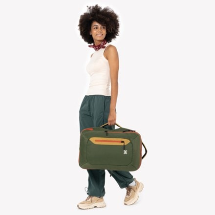 Sherpani Santiago 35 L Travel Pack 8