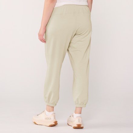 REI Co-op Active Pursuits Midweight Joggers 3