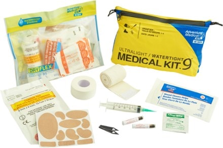 Adventure Medical Kits UltraLight / Watertight .9 First-Aid Kit 2