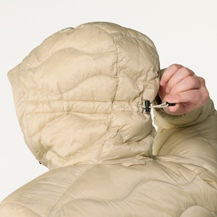 Peak Performance Helium Down Hood Jacket - Women's 7