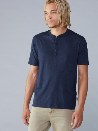 patagonia squeaky clean henley