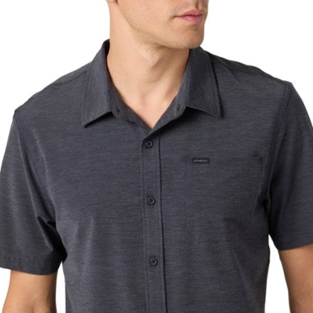 O'Neill TRVLR UPF Traverse Solid Relaxed-Fit Shirt - Men's 3