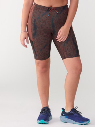 Janji 9" Trail Half Tights - Women's 1