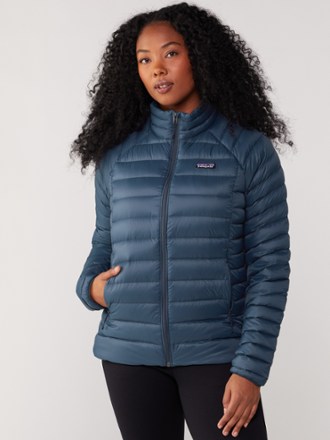 Patagonia women's puffer discount jackets with hood