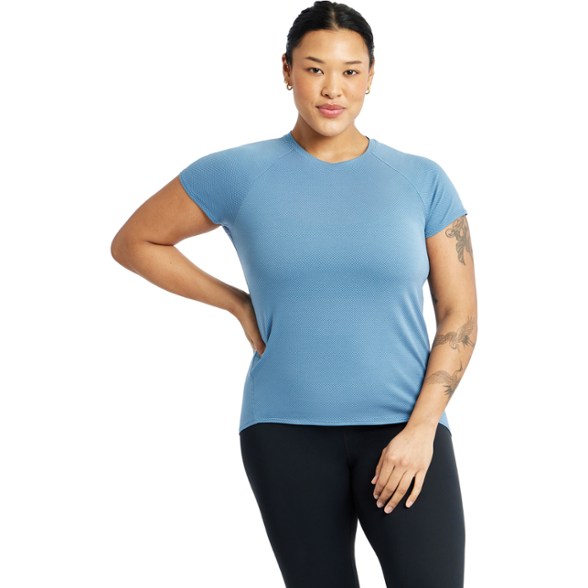 On Body Image of color Stratus