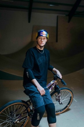 G-Form Emil Johansson RideWire MTB Knee Guards 5