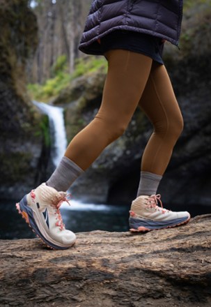 Altra best sale hiking footwear