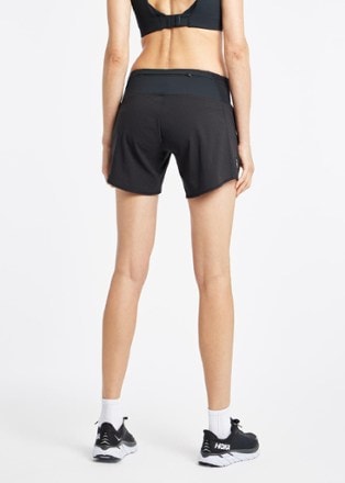 Oiselle Long Toolbelt Roga Shorts - Women's 1