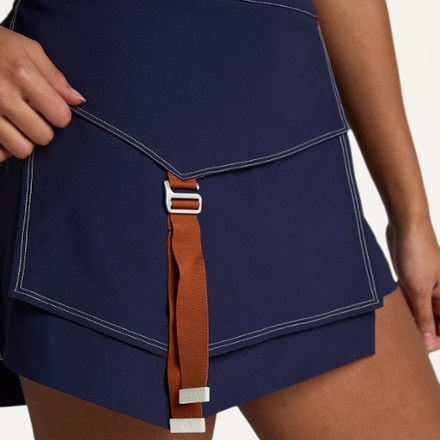 SENIQ Trailmix Hike Cargo Skort - Women's 6