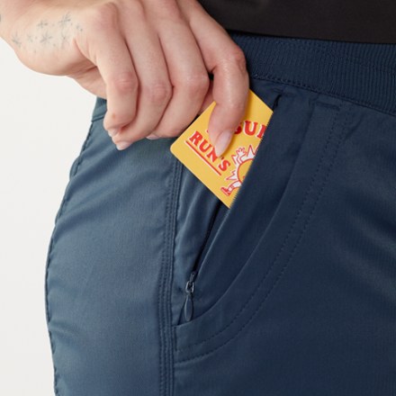 The North Face Aphrodite 2.0 Capri Pants - Women's 5