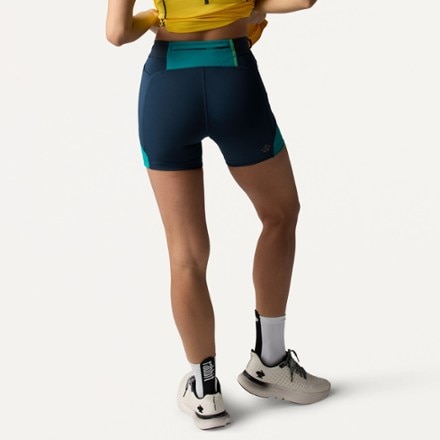rabbit Pacer 4" Shorts - Women's 2
