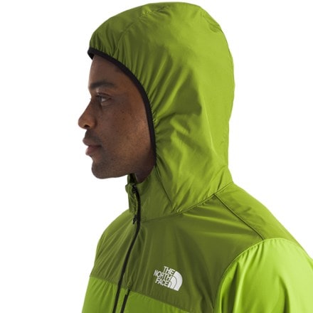 The North Face Higher Run Wind Jacket - Men's 4