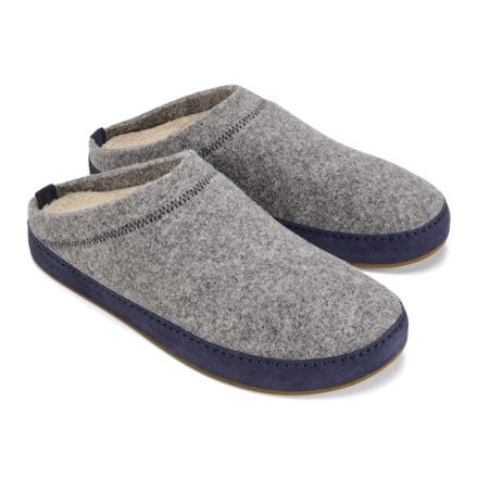 OluKai Hamani Hulu Slippers - Men's 1