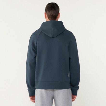 On Focus Tech Hoodie - Men's 2