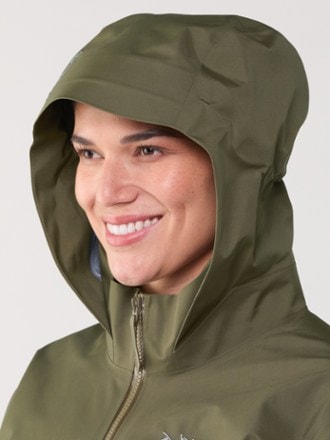 Arc'teryx Beta Coat - Women's 4