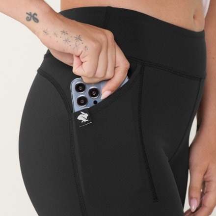 rabbit Speed Leggy 7" Shorts - Women's 5