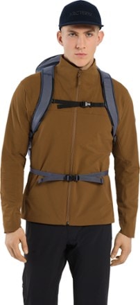 Arc'teryx Mantis 30 Pack 2