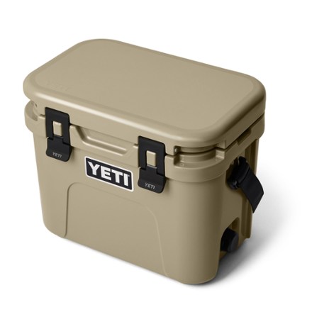 YETI Roadie 15 Cooler 1