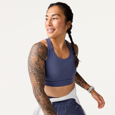 Brooks Luxe Pocket Sports Bra 2