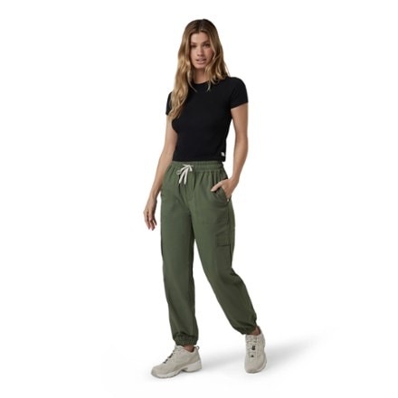 Vuori Birch Joggers - Women's 4