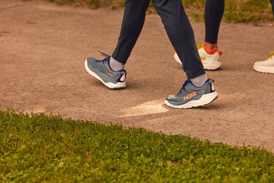 Location Image for Gaviota 6 Road-Running Shoes - Men's