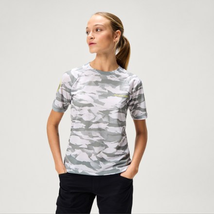 Endura Mountain Camo LTD Printed Bike T-Shirt - Women's 1