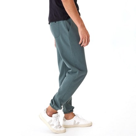 Threads 4 Thought Invincible Fleece Joggers - Men's 2