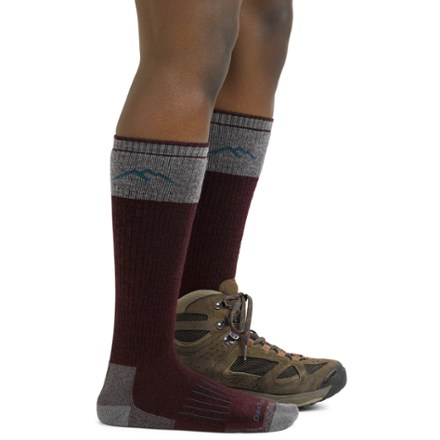 Darn Tough Over-the-Calf Heavyweight Hunting Socks - Women's 2