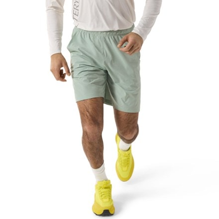 Arc'teryx Incendo 9" Shorts - Men's 1