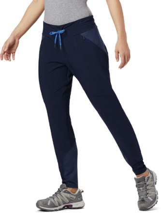 columbia joggers womens