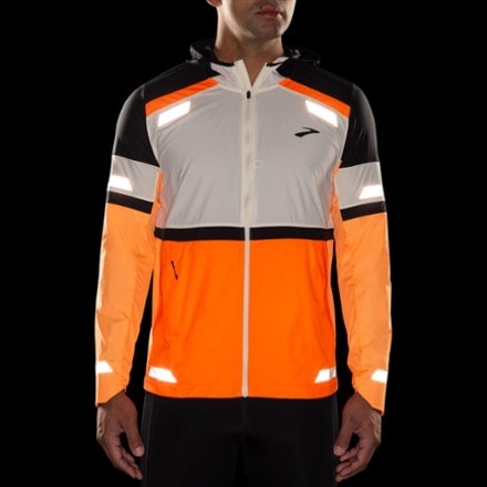 Brooks Run Visible Jacket 2.0 - Men's 8