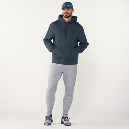 On Focus Tech Hoodie - Men's 3