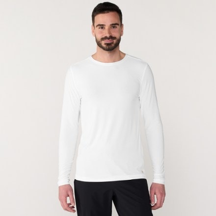 Vuori Long-Sleeve Strato Tech T-Shirt - Men's 1