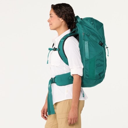 REI Co-op Ruckpack 40 Pack - Women's 4