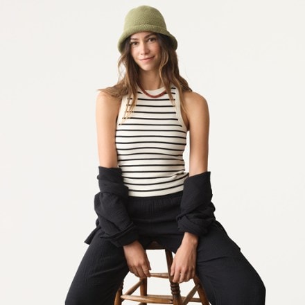 Marine Layer Lexi Rib Sun-In High Neck Crop Tank Top - Women's 0
