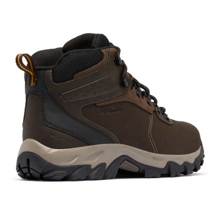 Columbia Newton Ridge Plus II Waterproof Hiking Boots - Men's 4