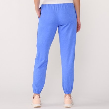 Vuori Halo Modern Sweatpants - Women's 2
