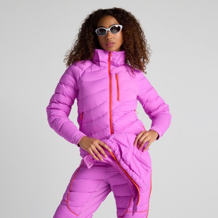 SENIQ Wild Puff Packable Down Hoodie - Women's 3