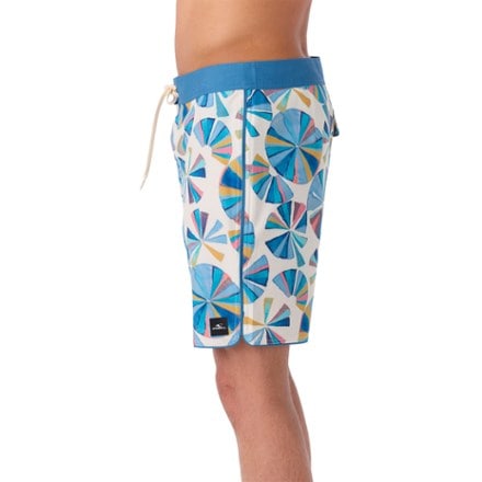 O'Neill Hyperfreak Mysto Scallop 19" Board Shorts - Men's 2