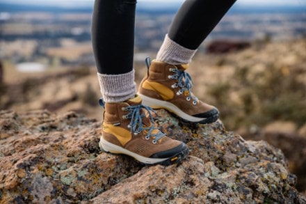 Danner Inquire Chukka Mid Hiking Boots - Women's 5