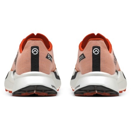 The North Face Summit Series VECTIV Pro 3 Trail-Running Shoes 2