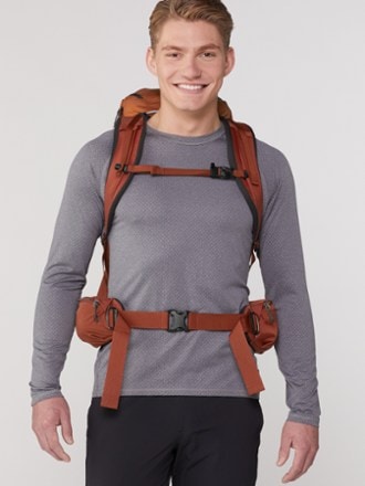 REI Co-op Traverse 32 Pack - Men's 3