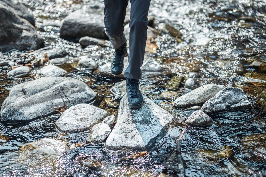 Location Image for Renegade Evo GTX Mid Hiking Boots - Men's