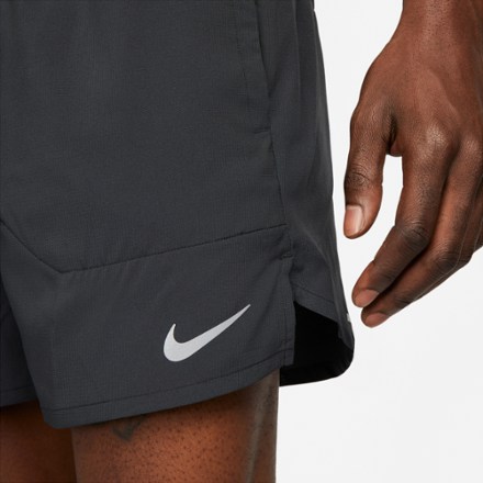 Nike Stride 5" Shorts - Men's 5