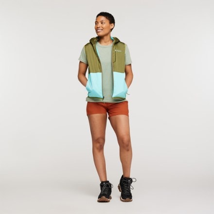 Cotopaxi Teca Calido Hooded Insulated Vest - Women's 3